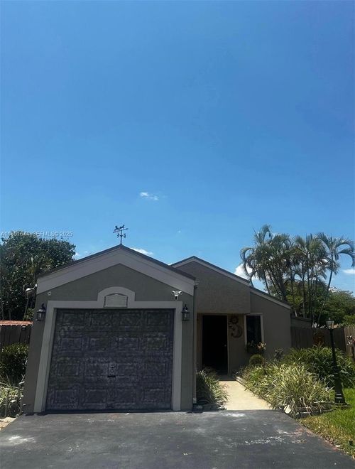 0-8880 Sw 23rd St, Miramar, FL, 33025-2032 | Card Image