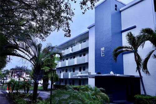 e217-1351 Ne 191st St, Miami, FL, 33179-6100 | Card Image