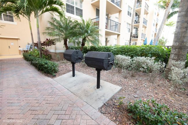 APT-906 - 1801 N Flagler Dr, Condo with 1 bedrooms, 1 bathrooms and null parking in West Palm Beach FL | Image 24