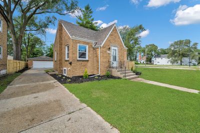 139 155th Street, House other with 3 bedrooms, 2 bathrooms and 2 parking in Calumet City IL | Image 3