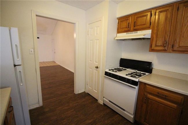 A - 2002 Kenneth Ave, Home with 2 bedrooms, 2 bathrooms and 2 parking in Austin TX | Image 8