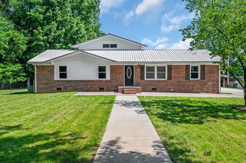 114 Thompson Ln, Cookeville, TN, 38506-5352 | Card Image