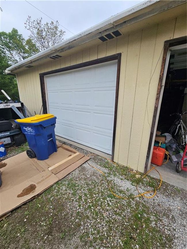 View of garage | Image 16