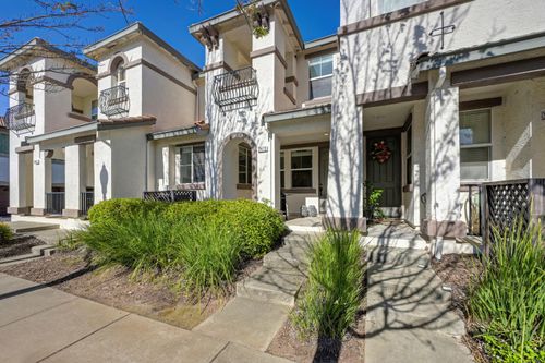37-2413 Las Palomas Loop, Lincoln, CA, 95648-7512 | Card Image