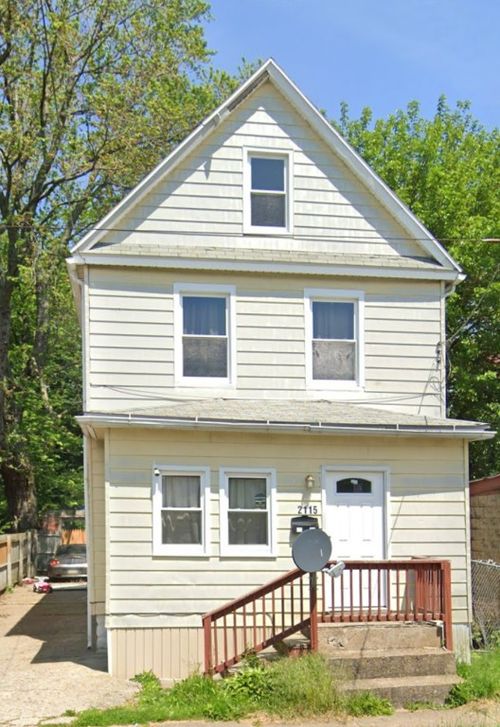 2115 Wallace St, Erie, PA, 16503-2041 | Card Image