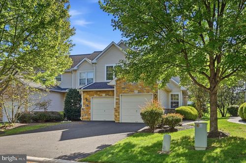 111 Gleneagles Dr, BLUE BELL, PA, 19422-3241 | Card Image