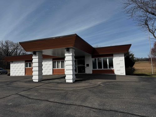 N4390 Crossroads Clinic Road, Oxford, WI, 53952 | Card Image