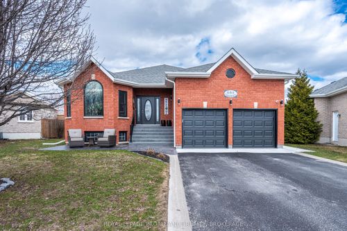 688 Chadwick Crt, Kingston, ON, K7P3E9 | Card Image