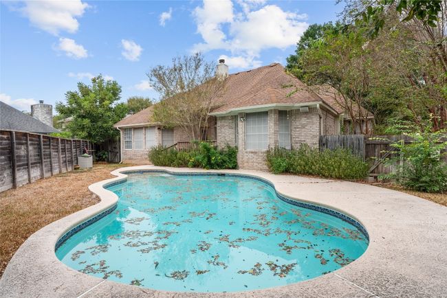 Pool | Image 39