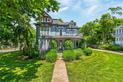 406 E Arthur St, Liberty, MO, 64068-2504 | Card Image