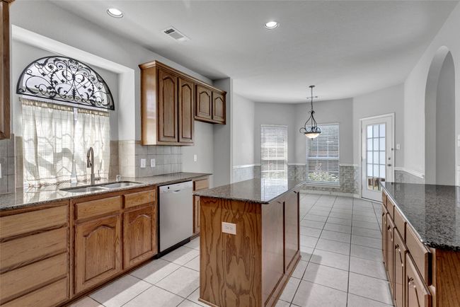 1945 Countryside Dr, House other with 5 bedrooms, 4 bathrooms and null parking in Frisco TX | Image 8