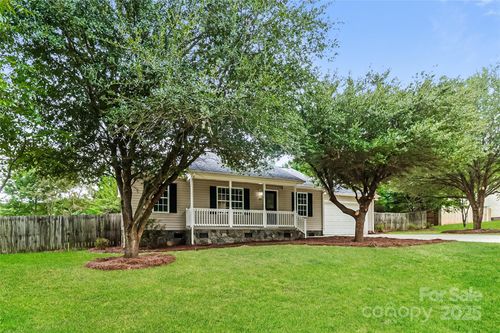2004 Beau Dr, Stanley, NC, 28164-4132 | Card Image