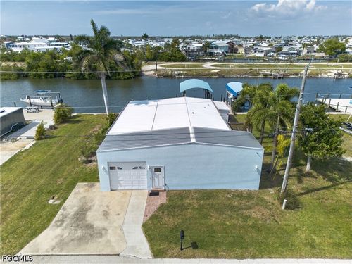 3864 Royal Palm Dr, St. James City, FL, 33956-2243 | Card Image