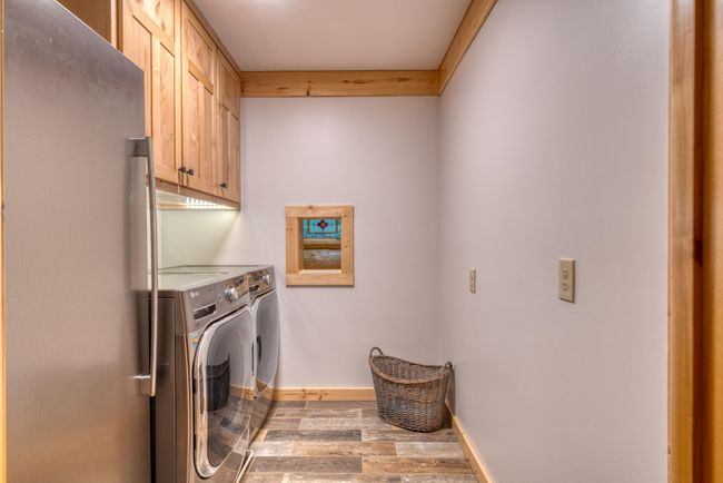 Main Level Laundry | Image 23