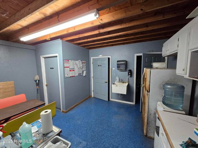 213 Us Highway 70 W, Home with 0 bedrooms, 0 bathrooms and null parking in Havelock NC | Image 13