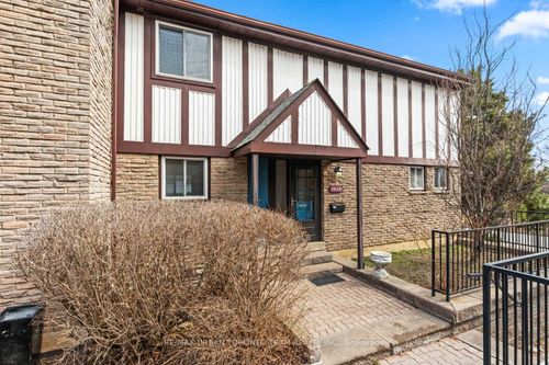 120-150 Burrows Hall Boulevard, Scarborough, ON, M1B1N2 | Card Image