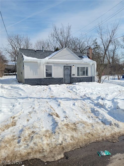 4821 E 173 Street, Cleveland, OH, 44128 | Card Image