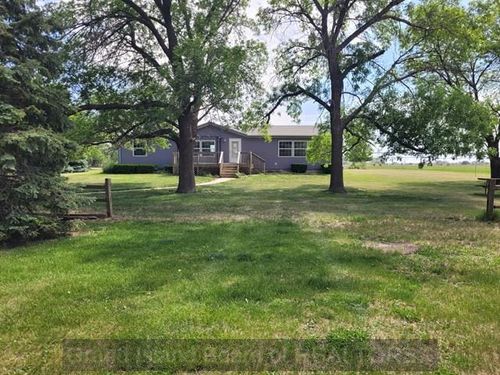608 1st St, Glenvil, NE, 68941-2717 | Card Image