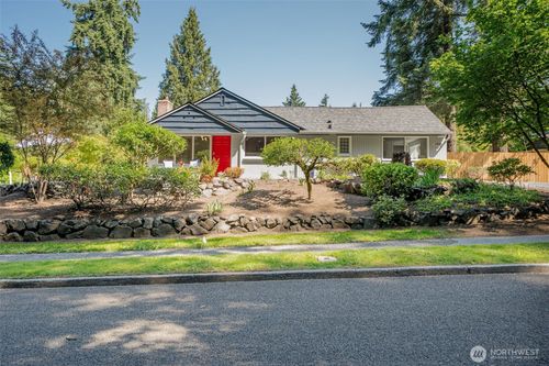 1800 Ne 165th St, Shoreline, WA, 98155-6122 | Card Image
