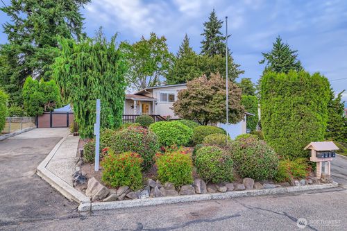 3001 227th St Sw, Brier, WA, 98036-8148 | Card Image