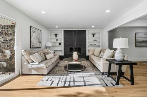 2116 Tamworth Ct, Bedford, TX, 76021-5329 | Card Image