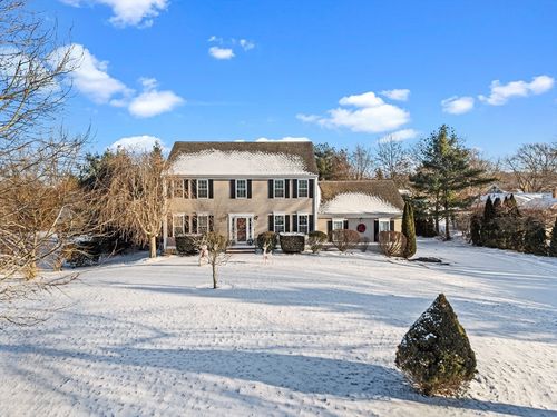 2081 Manomet Ave, Dighton, MA, 02715-1147 | Card Image