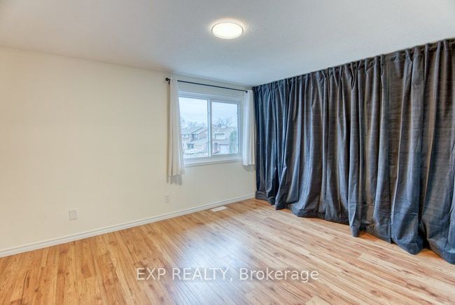 42 Fair Oaks Cres, House attached with 3 bedrooms, 2 bathrooms and 2 parking in Nepean ON | Image 25
