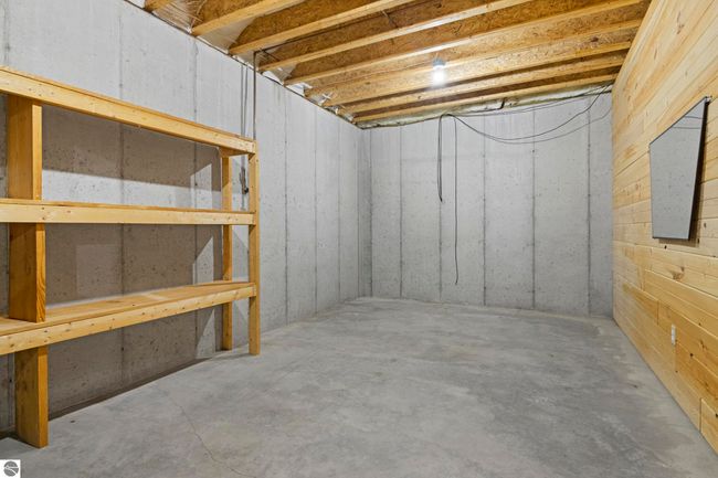 9644 Guenthardt Rd, House other with 5 bedrooms, 2 bathrooms and null parking in Manistee MI | Image 30