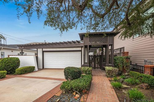 1411 8th St, Coronado, CA, 92118-2202 | Card Image