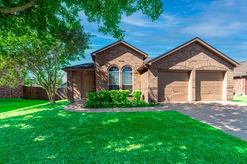 107 Hazelnut Trl, Forney, TX, 75126-6884 | Card Image