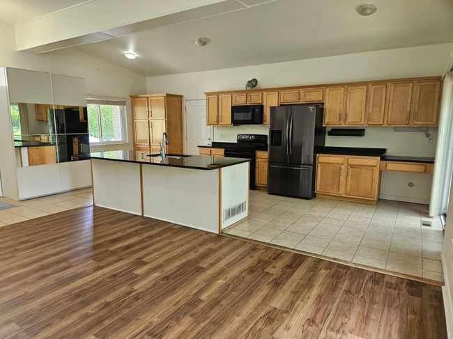 Kitchen | Image 5