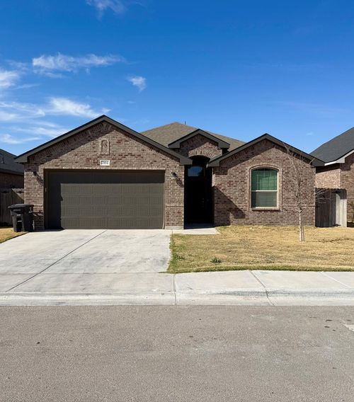 7104 Thomas Paine Rd, Midland, TX, 79706-1715 | Card Image