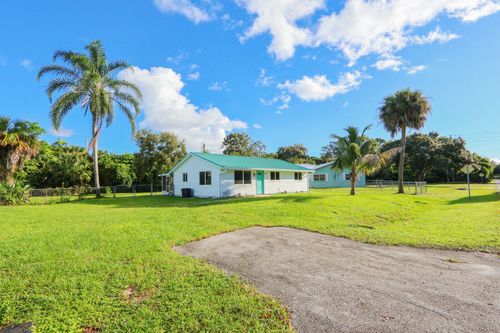 6904 Penny Ln, Fort Pierce, FL, 34951-1241 | Card Image