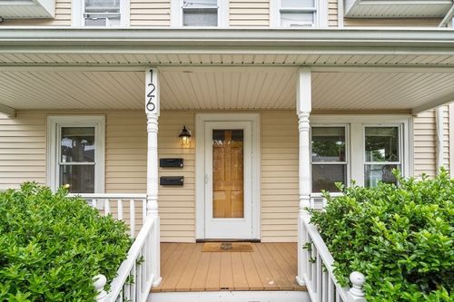 126 Bright St, Waltham, MA, 02453-6583 | Card Image