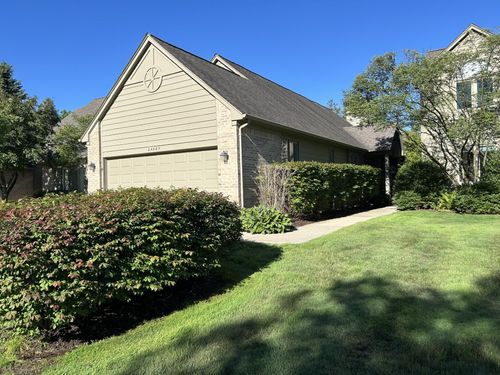 24587 Enchanted Dr, Novi, MI, 48374-2947 | Card Image