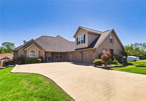 705 Sw Maidstone Ave, Bentonville, AR, 72712-3652 | Card Image