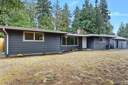 11705 Silver Way, Everett, WA, 98208-5566 | Card Image