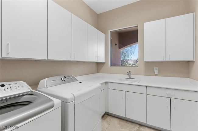 2717 Mona Lisa St, House other with 5 bedrooms, 6 bathrooms and null parking in Henderson NV | Image 32