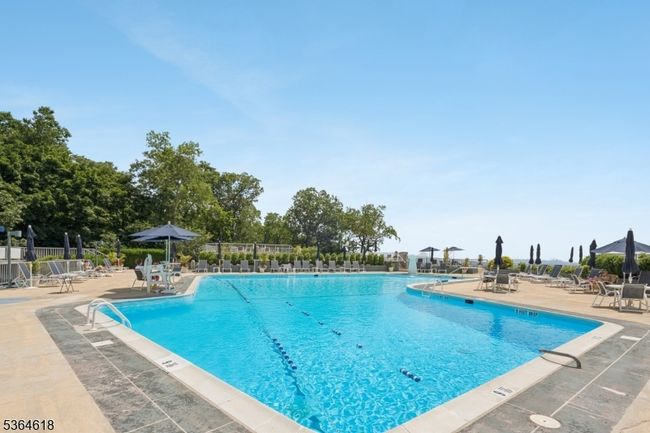 APT-518 - 1 Claridge Dr, House other with 2 bedrooms, 2 bathrooms and null parking in Verona NJ | Image 23