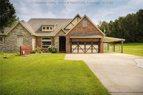 827 Scott Depot Rd, Scott Depot, WV, 25560-7279 | Card Image