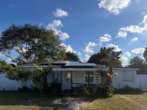 2550 Nw 153rd St, Miami Gardens, FL, 33054-2763 | Card Image