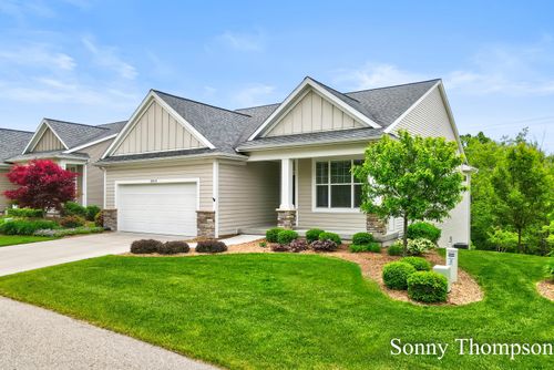44-3912 Preserve Dr, Belmont, MI, 49306-8506 | Card Image