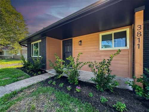 3811 Anna Ct, Santa Fe, TX, 77517-4407 | Card Image
