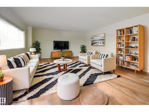 608-10021 116 St Nw, Edmonton, AB, T5K1V5 | Card Image