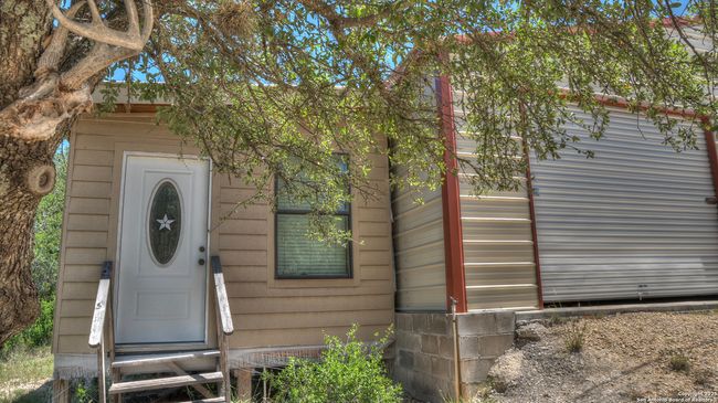 121 David Rankin Rd, House other with 3 bedrooms, 2 bathrooms and null parking in Leakey TX | Image 15
