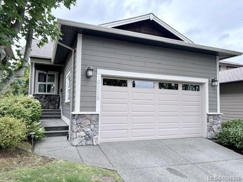 6228 Washington Way, Nanaimo, BC, V9T0A3 | Card Image