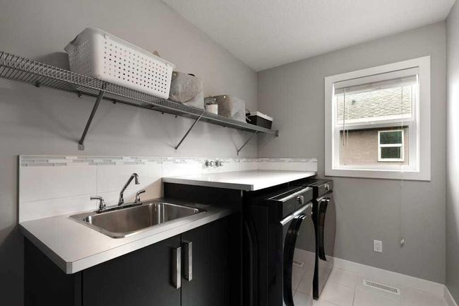 12134 Valley Ridge Dr Nw, House other with 4 bedrooms, 4 bathrooms and 6 parking in Calgary AB | Image 41
