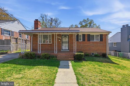 6929 Decatur Pl, HYATTSVILLE, MD, 20784-1549 | Card Image