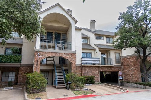 501 Arbor Creek Dr, Euless, TX, 76039-3743 | Card Image