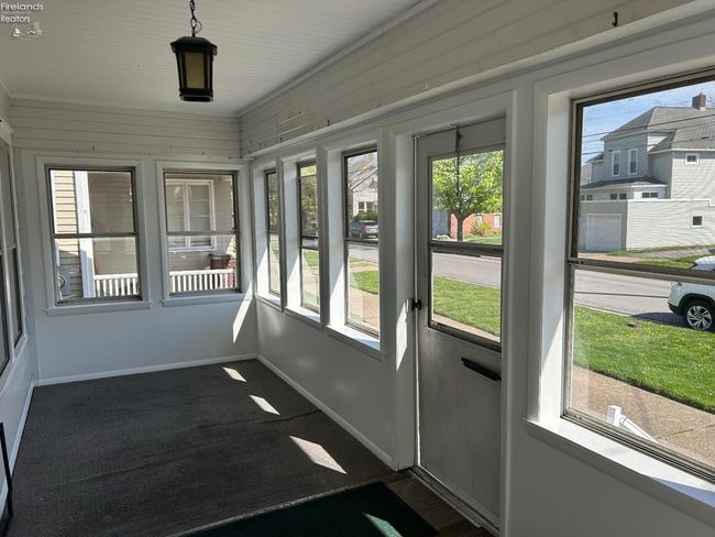 701 Polk St, House other with 4 bedrooms, 2 bathrooms and 2 parking in Sandusky OH | Image 8